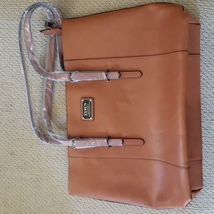 Brown tote